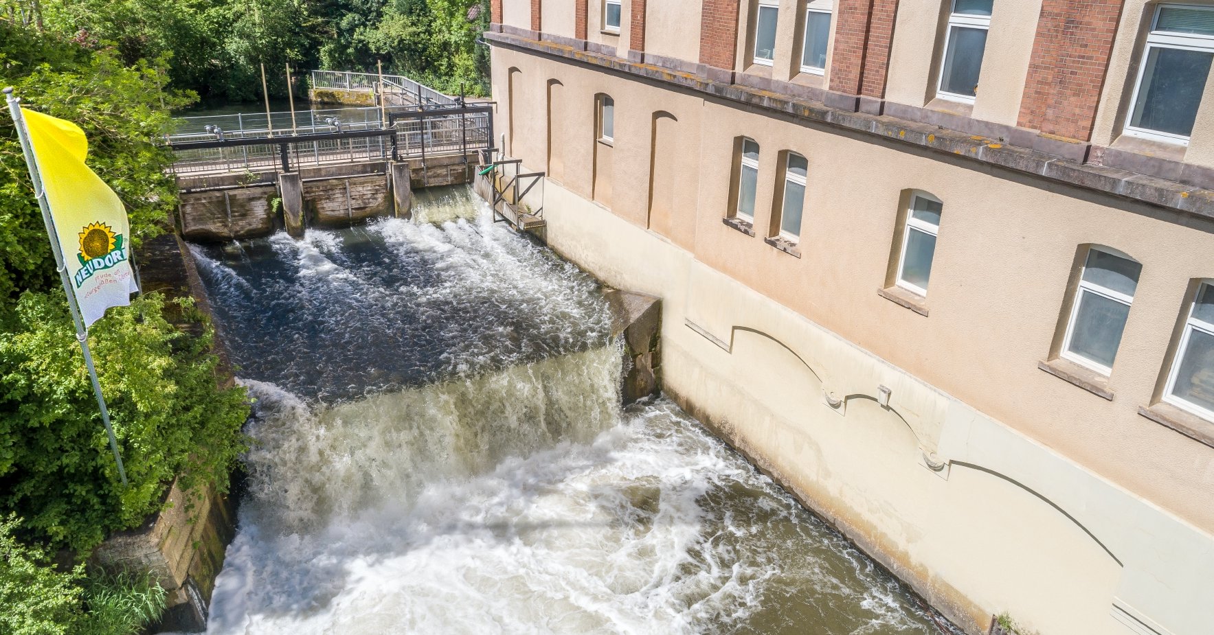 Grâce à l’énergie hydraulique de l’Emmer, nous produisons nous-mêmes une partie de notre énergie dans le respect de l’environnement